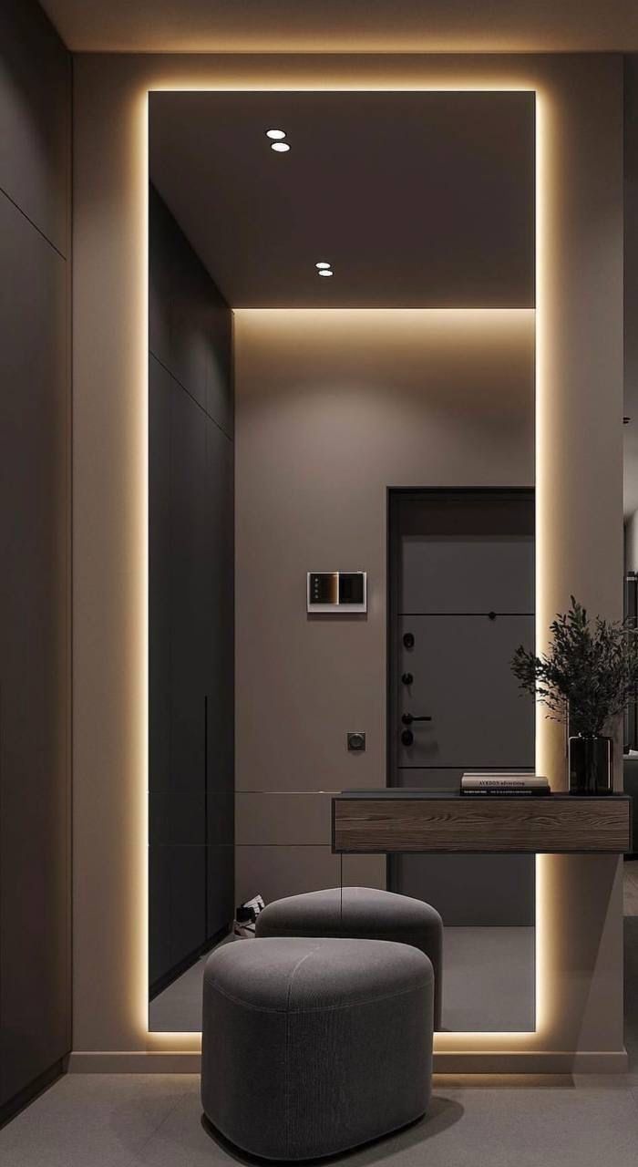 Entrée avec miroir rétroéclairé et tons sombres élégants — بديل الشيبورد NovaBard Tanger